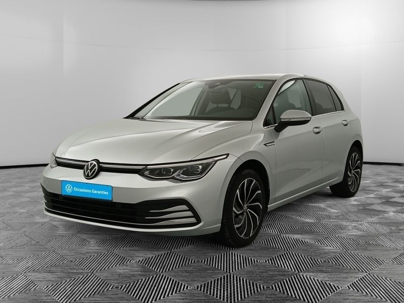 Argente Utilisé 2024 VW Golf VIII Berline | 31 100 € (Prix assez cher) - Image 1/3