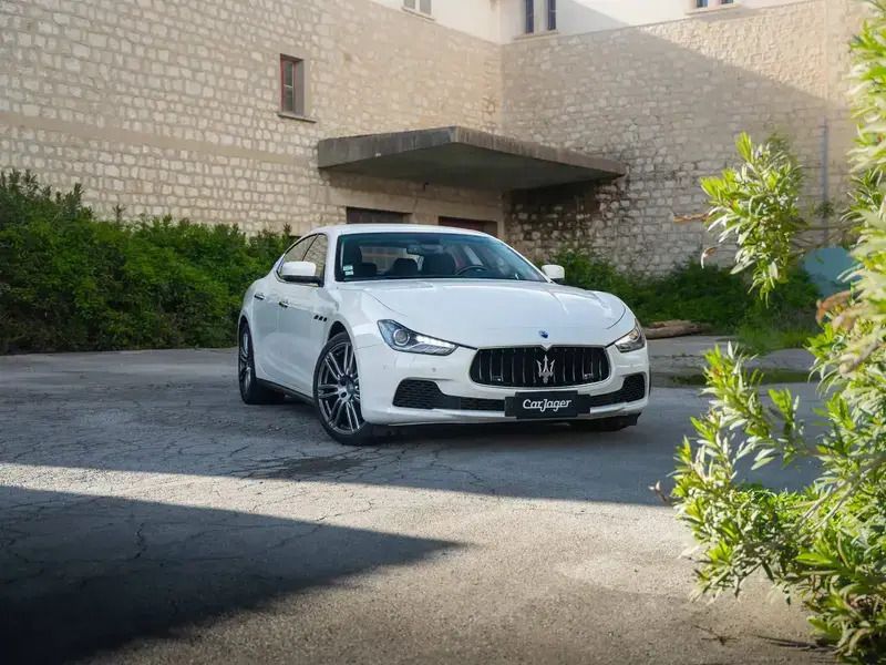 Occasion Maserati Ghibli 411 ch (302 kW) 2015 Blanc Coupé
