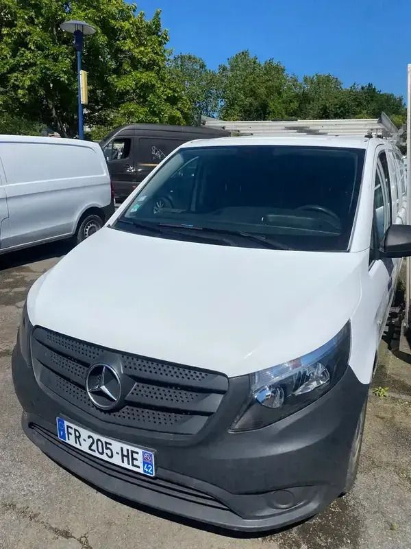 Blanc Utilisé 2019 Mercedes Vito Monospace | 18 000 € - Image 1/4