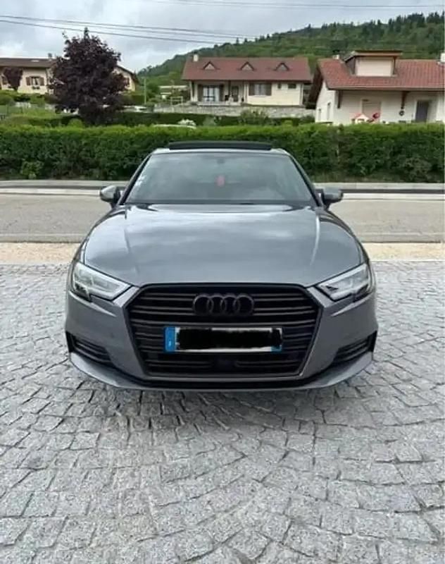 Gris Utilisé 2017 Audi A3 Sport Van | 14 990 € - Image 1/4
