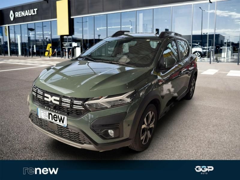 Gris Utilisé 2024 Dacia Sandero Expression Citadine | 16 999 € (Prix juste) - Image 1/4