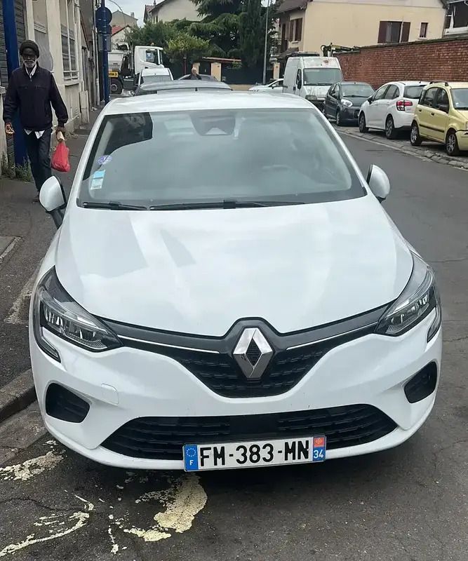 Blanc Utilisé 2020 Renault Clio V Berline | 8 900 € - Image 1/4