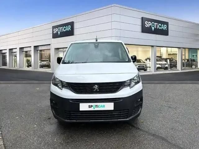 Noir Occasion 2024 Peugeot E-Partner Monospace | 30 990 € - Image 1/4