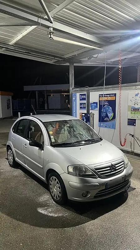 Utilisé 2003 Citroën C3 Exclusive Citadine | 3 500 € - Image 1/4