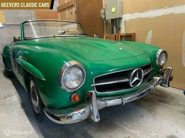 Vert Utilisé 1960 Mercedes 190 Cabriolet | 64 950 € - Image 1/4