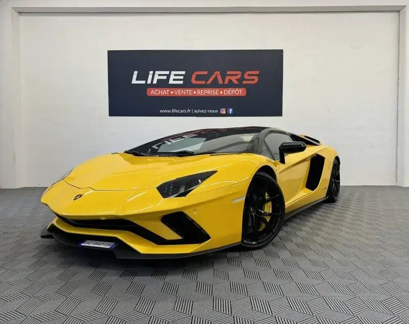 Utilisé 2018 Lamborghini Aventador Cabriolet | 374 990 € - Image 1/4