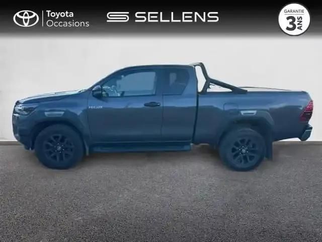 Occasion Toyota HiLux 204 ch (150 kW) 2023 Gris atlas métallisé Pick-up