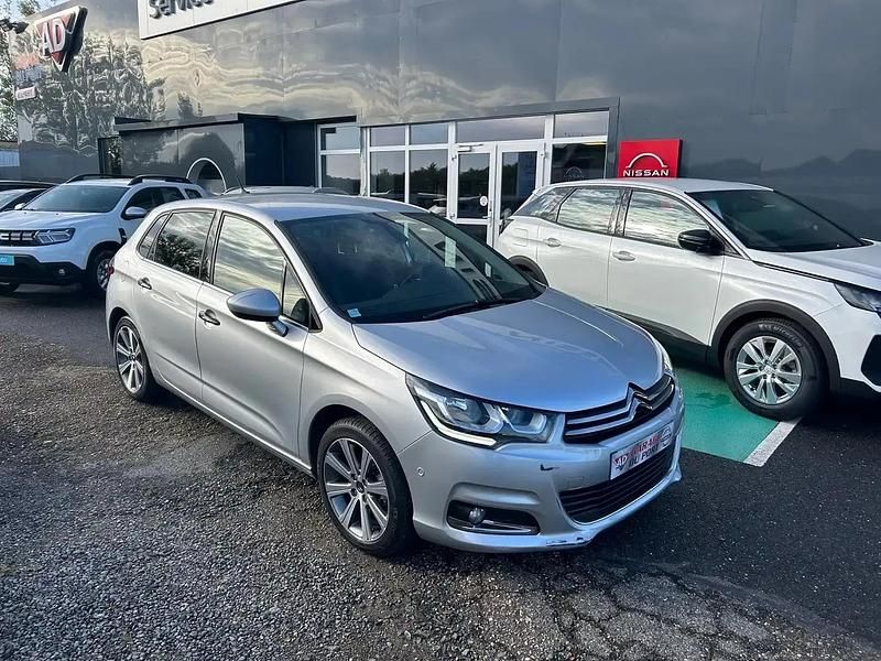 Gris Utilisé 2015 Citroën C4 PureTech Berline | 10 990 € (Bon prix) - Image 1/4