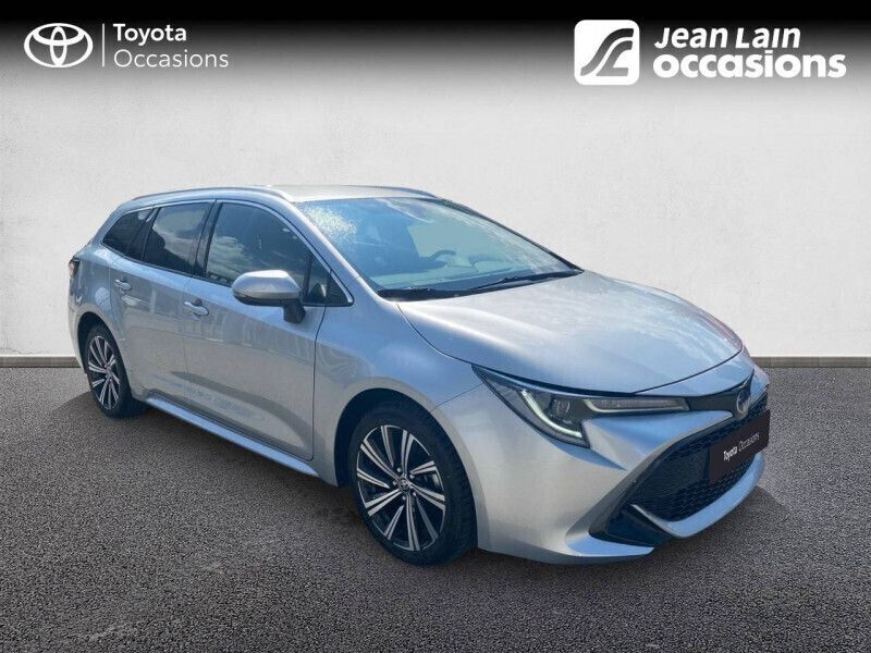 Occasion Toyota Corolla Design 98 ch (72 kW) 2022 Gris Break