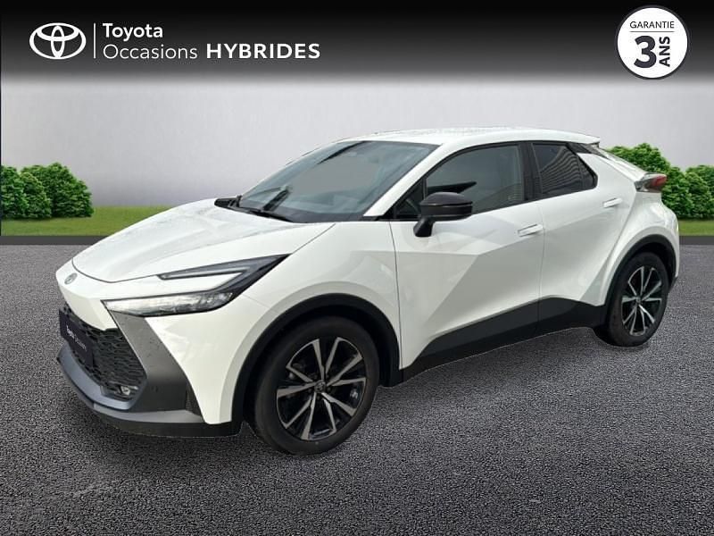 Blanc Occasion 2025 Toyota C-HR Design SUV | 31 980 € (Prix assez cher) - Image 1/4