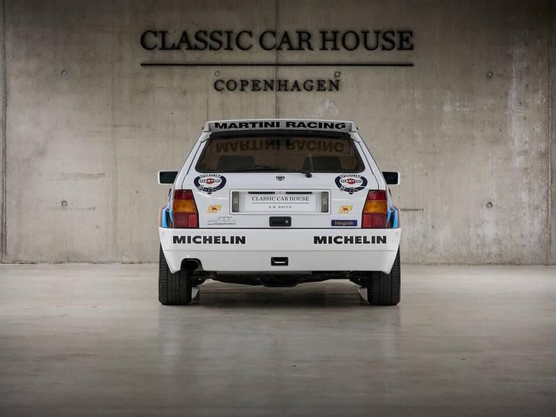 Occasion Lancia Delta 210 ch (154 kW) 1992 Blanc Citadine