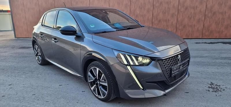 Gris Utilisé 2020 Peugeot 208 GT-line Citadine | 15 990 € (Prix juste) - Image 1/4