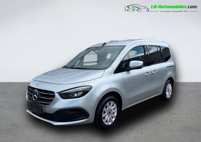Utilisé 2023 Mercedes 180 Berline | 32 400 € (Prix juste) - Image 1/4