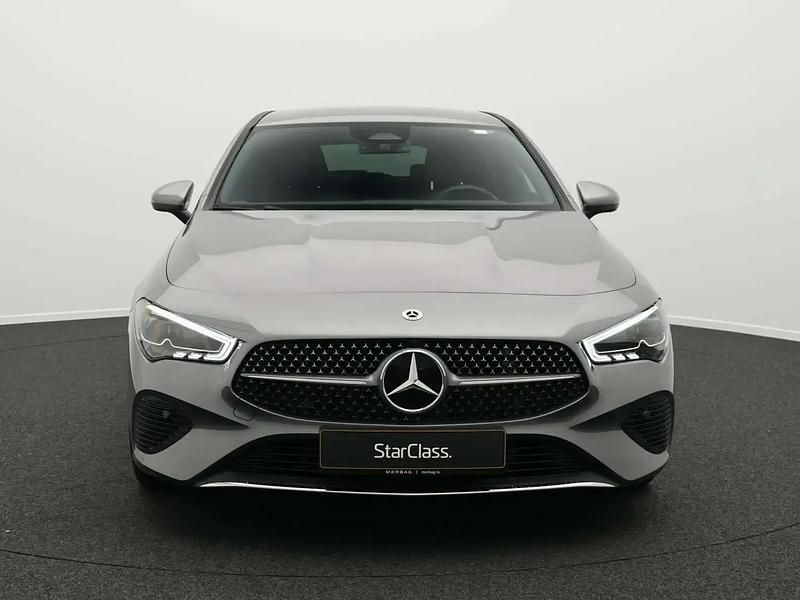 Occasion Mercedes CLA200 Shooting Brake Progressive 150 ch (110 kW) 2024 Gris Break