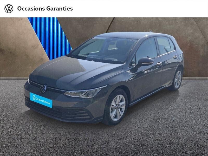 Gris Utilisé 2024 VW Golf VIII Life Berline | 25 990 € (Prix juste) - Image 1/4