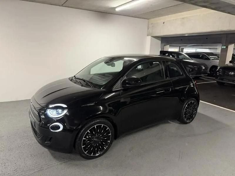 Noir Utilisé 2022 Fiat 500e Berline | 14 990 € (Bon prix) - Image 1/4