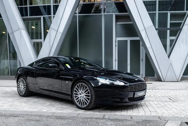 Noir Utilisé 2009 Aston Martin DB9 Coupé | 73 990 € - Image 1/4