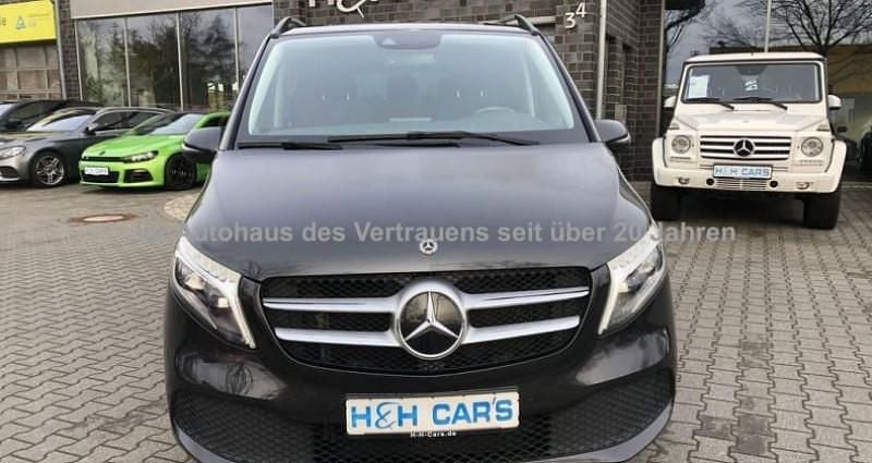 Utilisé 2020 Mercedes V220 Monospace | 49 990 € (Prix juste) - Image 1/4