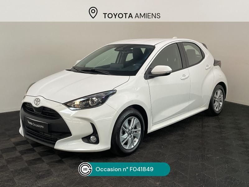 Utilisé 2025 Toyota Yaris Hybrid Business Edition Citadine | 21 990 € (Prix juste) - Image 1/4