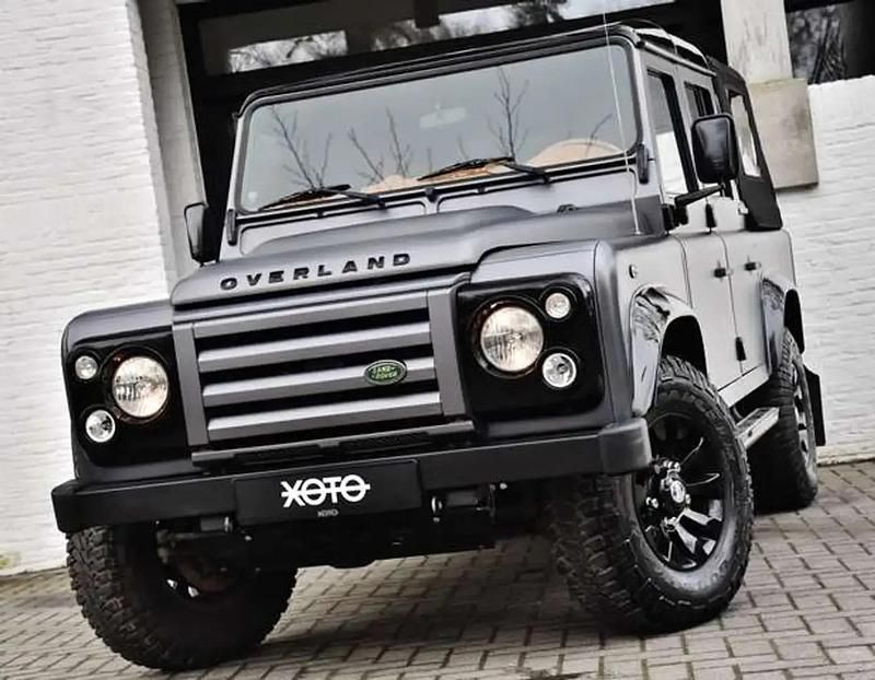 Gris Occasion 2013 Land Rover Defender SUV | 64 950 € (Prix cher) - Image 1/4