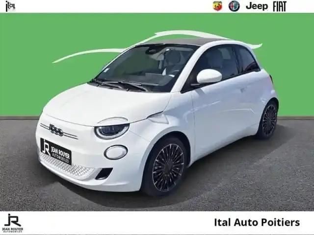 Blanc Utilisé 2022 Fiat 500C Cabriolet | 15 990 € - Image 1/4