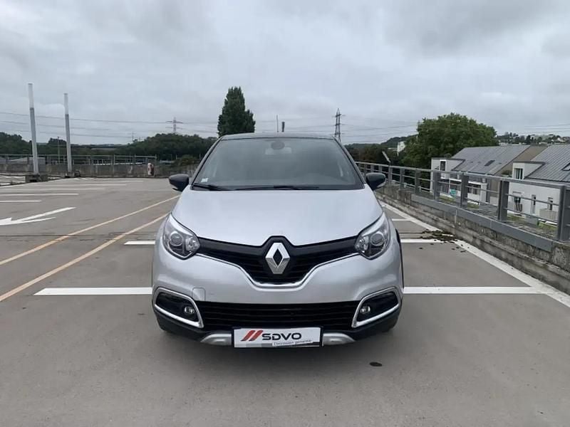 Gris Utilisé 2016 Renault Captur SUV | 9 990 € (Prix juste) - Image 1/4