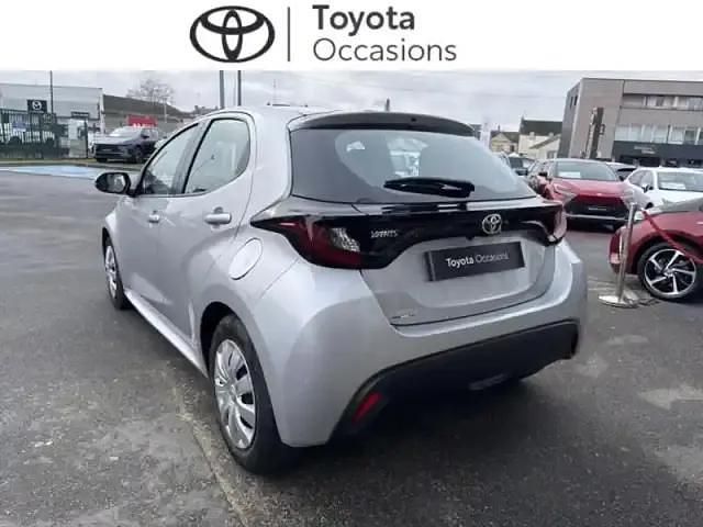 Occasion Toyota Yaris 2021 Gris aluminium (m) Citadine