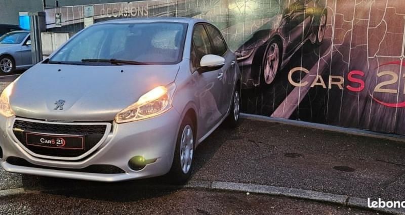 Occasion 2015 Peugeot 208 Citadine | 6 490 € (Prix juste) - Image 1/4