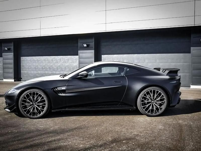 Noir Utilisé 2022 Aston Martin Vantage Coupé | 239 900 € - Image 1/4