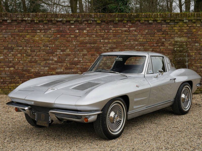 Argent Occasion 1963 Chevrolet Corvette Stingray Coupé | 185 000 € - Image 1/4