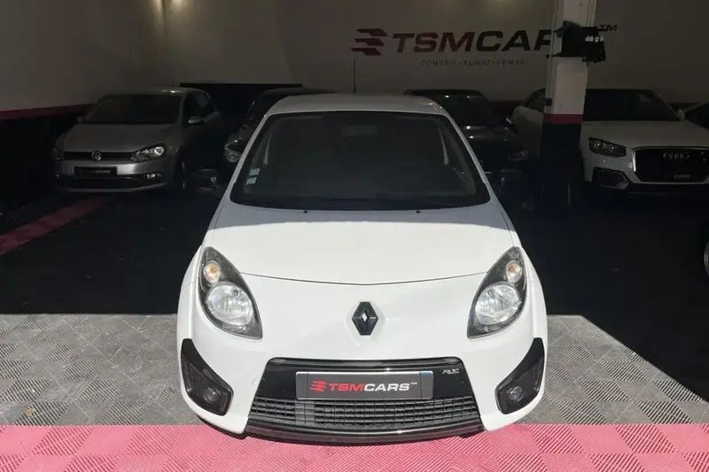 Image 2/4