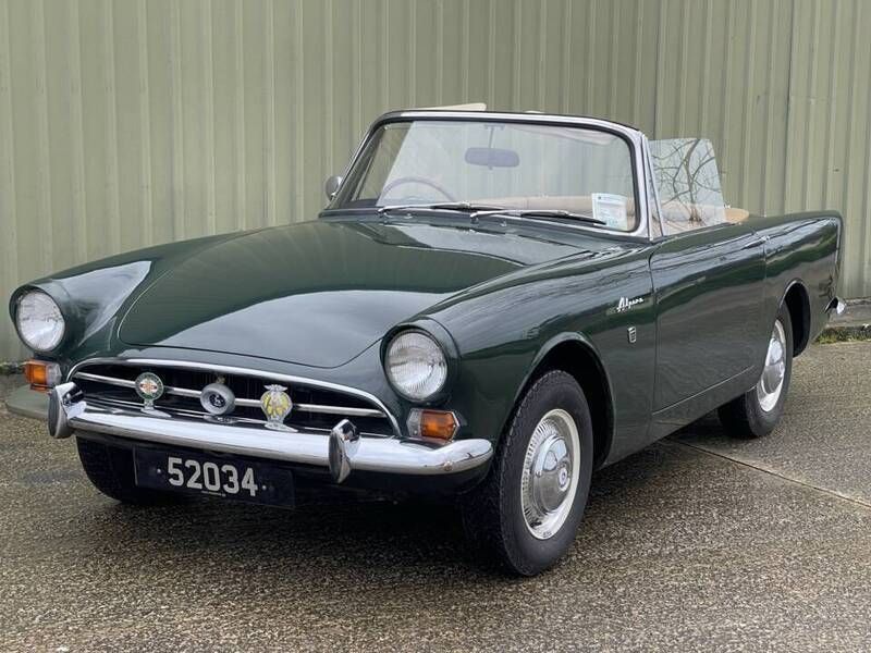 Vert Utilisé 1967 Sunbeam Alpine Cabriolet | 15 011 € - Image 1/4