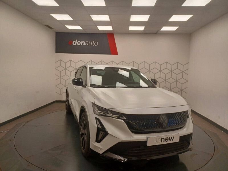 Blanc nacre satin Utilisé 2025 Renault Rafale Esprit Alpine SUV | 44 900 € (Prix juste) - Image 1/4