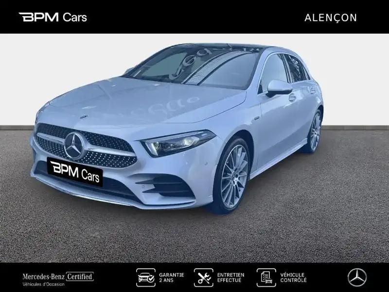 Utilisé 2021 Mercedes A250 AMG line Berline | 31 650 € (Prix juste) - Image 1/4