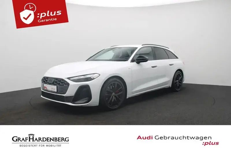 Blanc Utilisé 2025 Audi A5 S-Line Coupé | 60 980 € - Image 1/4