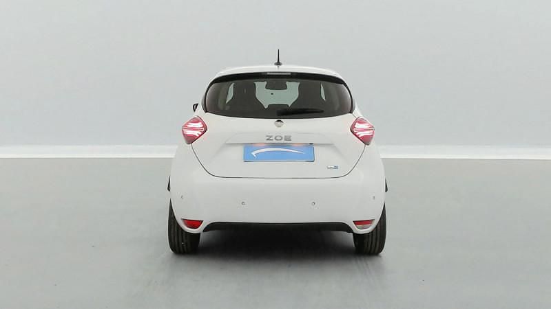 Image 4/4