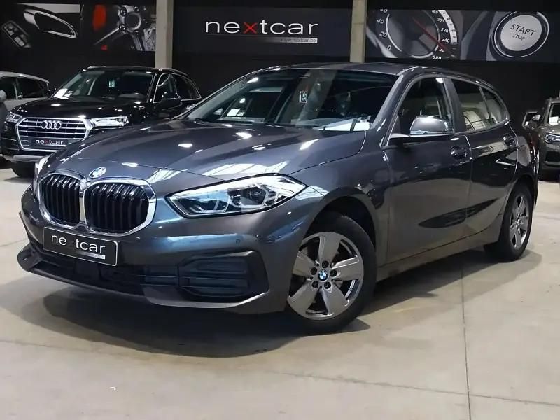 Gris Utilisé 2021 BMW 118 Citadine | 20 990 € (Super prix) - Image 1/4