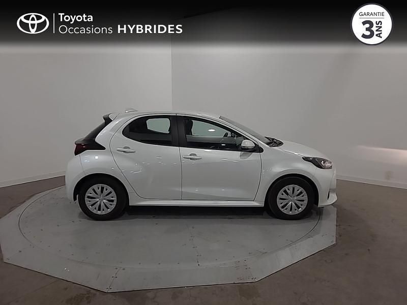 Occasion Toyota Yaris Hybrid 92 ch (67 kW) 2022 Blanc Berline