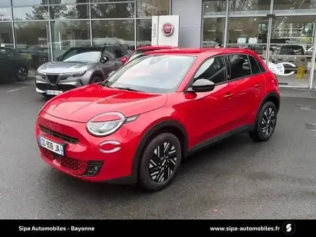 Peinture pastel extrasér Occasion 2023 Fiat 600E Berline | 20 990 € (Prix juste) - Image 1/4