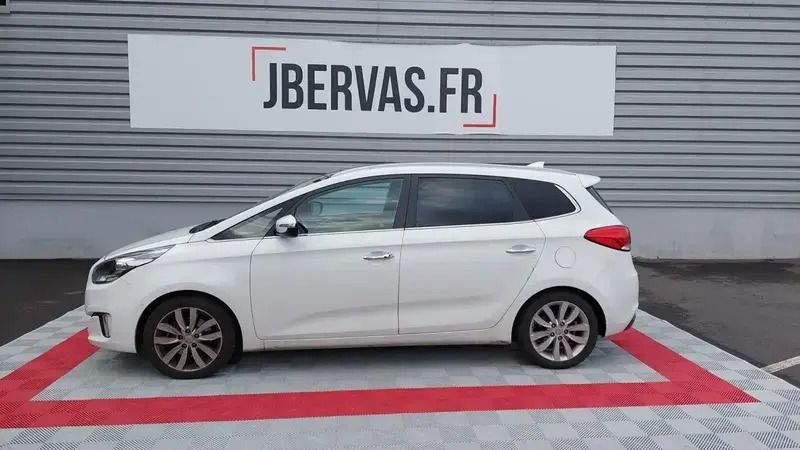 Blanc Utilisé 2016 Kia Carens Premium Monospace | 14 499 € - Image 1/4