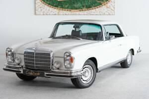 Blanc Utilisé 1970 Mercedes 280 SE Coupé | 97 500 € - Image 1/4