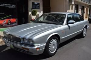 Gris Utilisé 1995 Jaguar XJ6 Executive Berline | 4 900 € - Image 1/4
