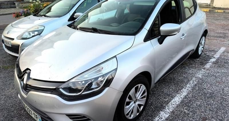 Utilisé 2017 Renault Clio IV Intens Citadine | 6 990 € (Prix juste) - Image 1/4