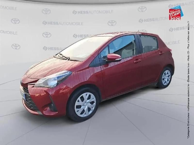 Rouge Occasion 2018 Toyota Yaris Berline | 13 999 € (Prix juste) - Image 1/4