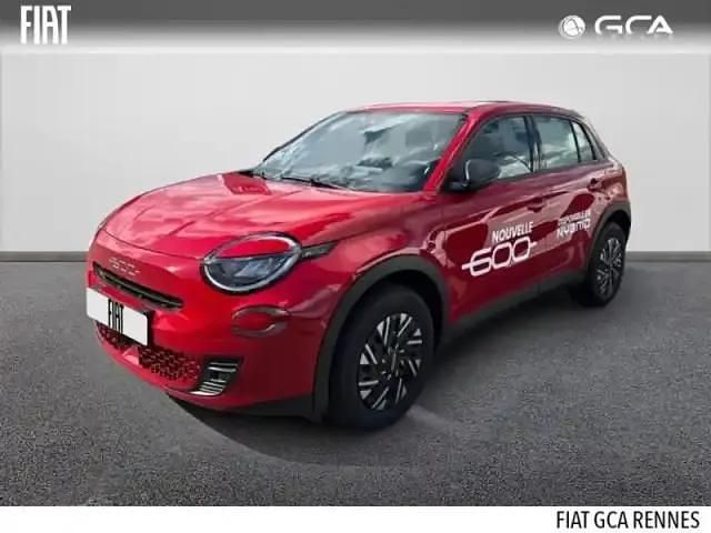 Rouge Occasion 2025 Fiat 600 Style SUV | 26 900 € (Prix assez cher) - Image 1/4