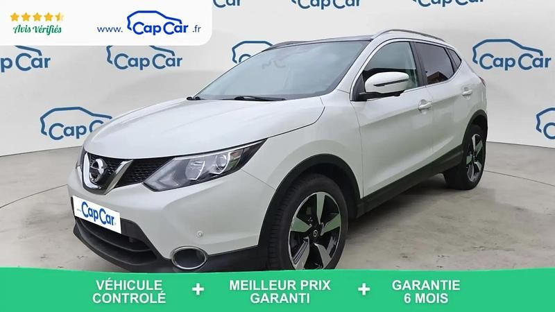 Blanc Utilisé 2015 Nissan Qashqai SUV | 10 990 € (Prix juste) - Image 1/4