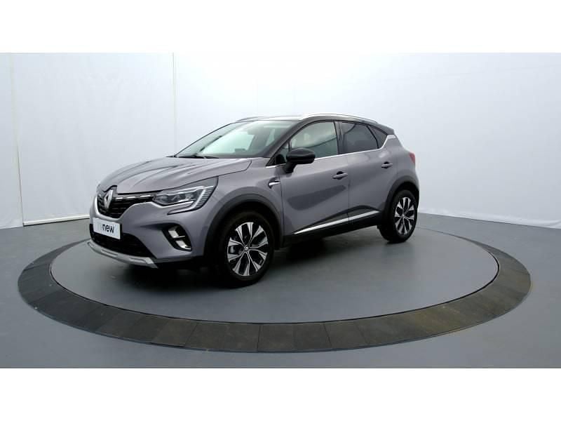 Gris Utilisé 2024 Renault Captur Techno SUV | 20 490 € (Prix juste) - Image 1/4