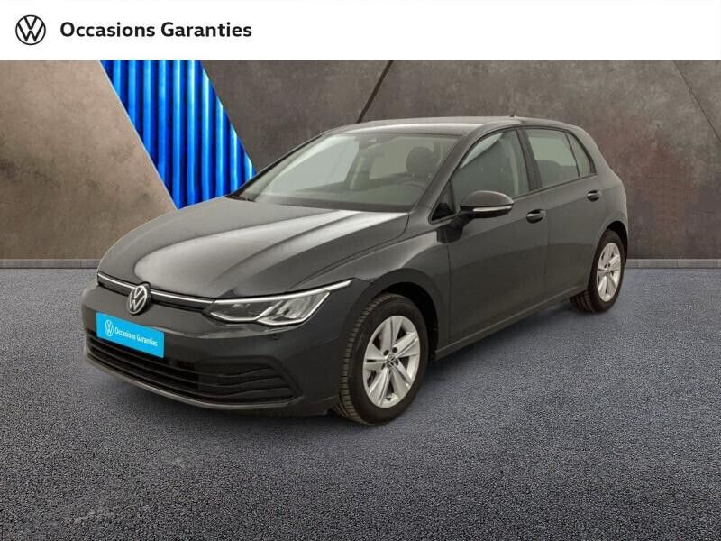Utilisé 2024 VW Golf VIII Life Berline | 25 900 € (Prix juste) - Image 1/4