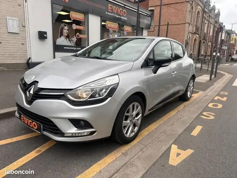 Gris Utilisé 2019 Renault Clio IV LIMITED Berline | 10 490 € (Prix juste) - Image 1/4