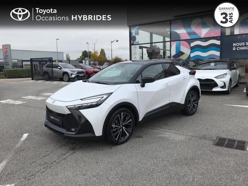 Blanc Utilisé 2025 Toyota C-HR SUV | 37 190 € - Image 1/4